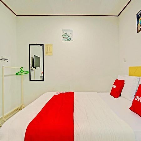 Hotel Capital O 90423 Teratai Chalet Kampong Raja Esterno foto