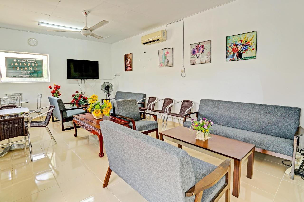 Hotel Capital O 90423 Teratai Chalet Kampong Raja Esterno foto