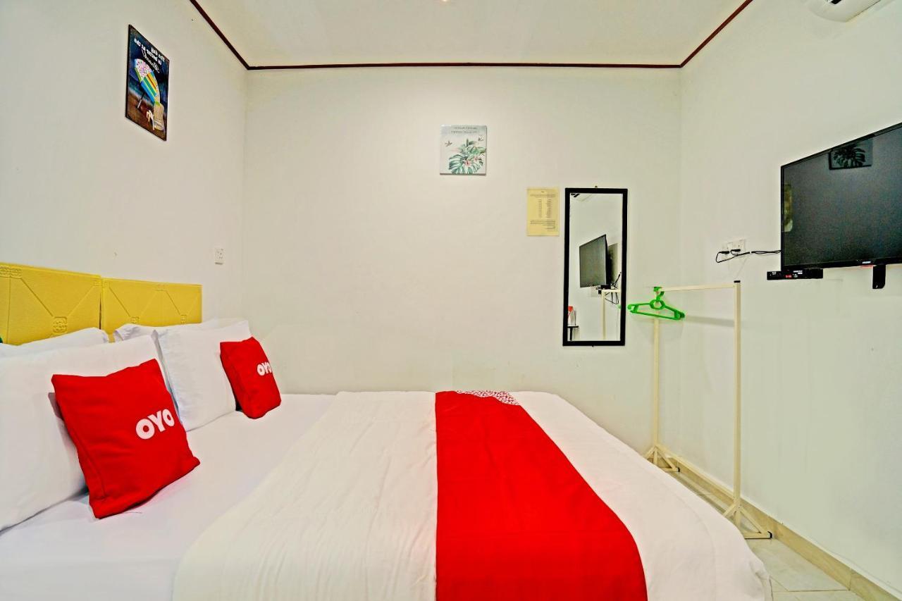 Hotel Capital O 90423 Teratai Chalet Kampong Raja Esterno foto